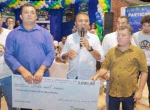 Em Abreulândia, deputado Moisemar Marinho participa de entrega dos prêmios do Natal Premiado